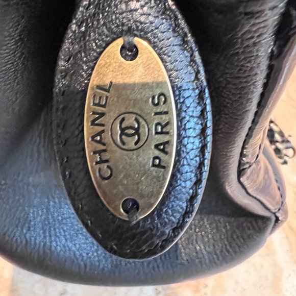 Chanel Paris Salzburg CC Eyelet Tote - Picture 3 of 10